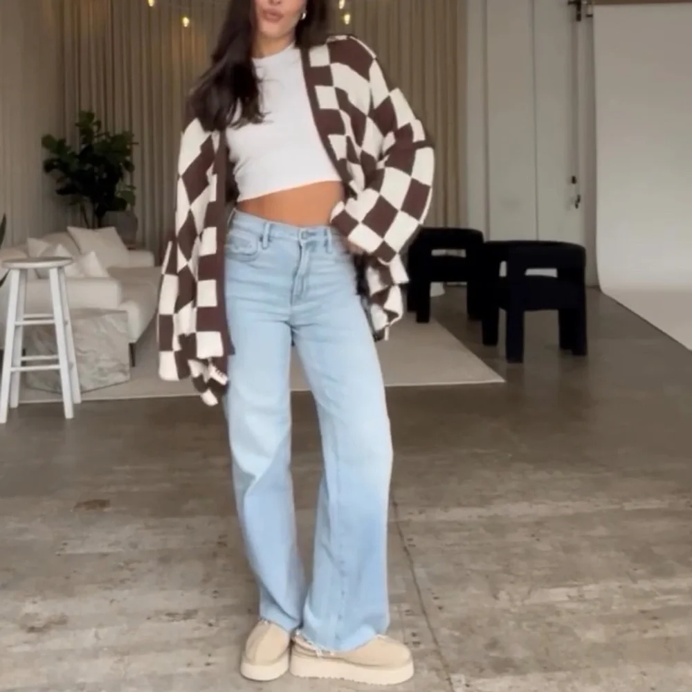 Boutique checkered oversized cardigan - Picture 1 of 7